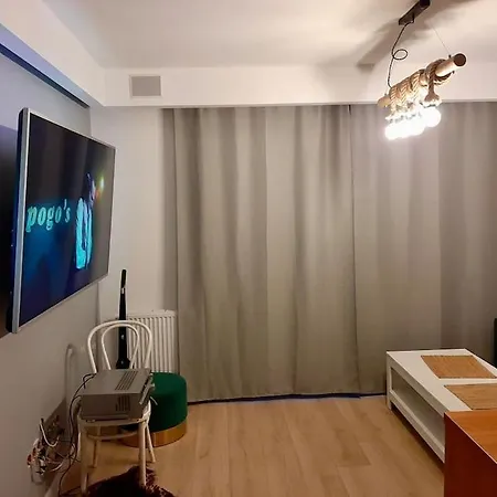 Nowoczesne 40m2, 2 Pokoje, Hala Garazowa, Balkon, Widok Na