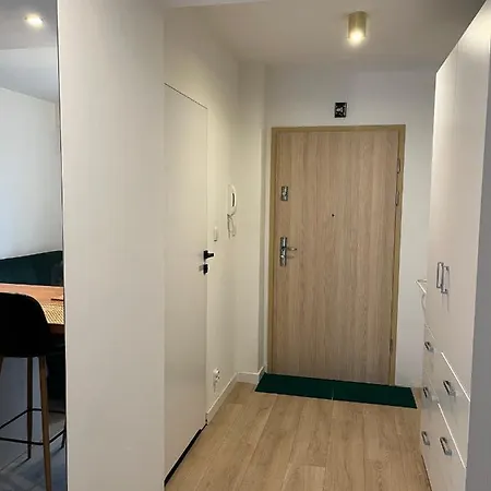 Nowoczesne 40m2, 2 Pokoje, Hala Garazowa, Balkon, Widok Na Διαμέρισμα *