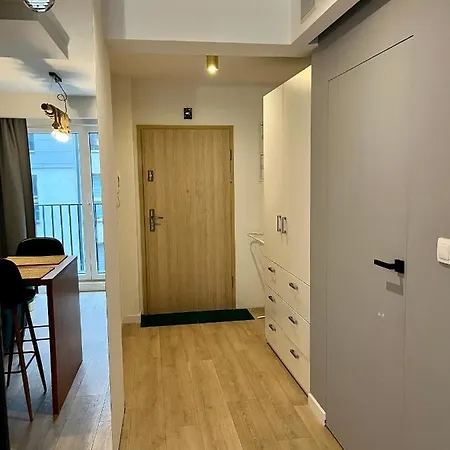 Διαμέρισμα Nowoczesne 40m2, 2 Pokoje, Hala Garazowa, Balkon, Widok Na